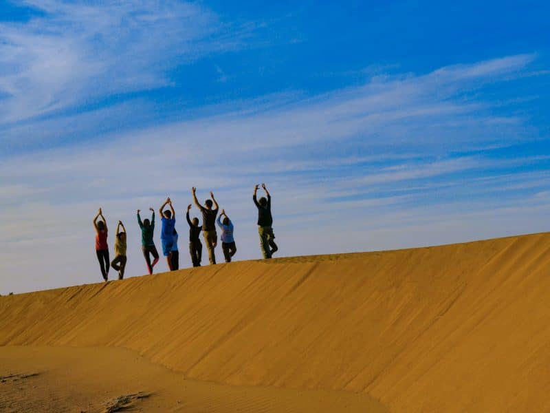 Évasion. Yoga et dunes, ou comment se reconnecter à soi dans le Grand Sud
