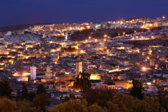 CAN 2025 à Fès : comment rejoindre le stade, où se loger et quoi visiter