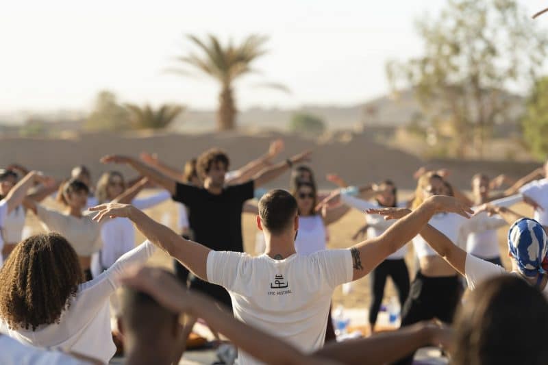 Évasion. Yoga et dunes, ou comment se reconnecter à soi dans le Grand Sud