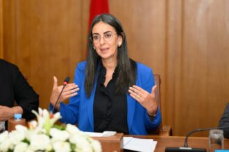 Dette. La sortie du Maroc à l'international sera probablement en euros (Nadia Fettah)