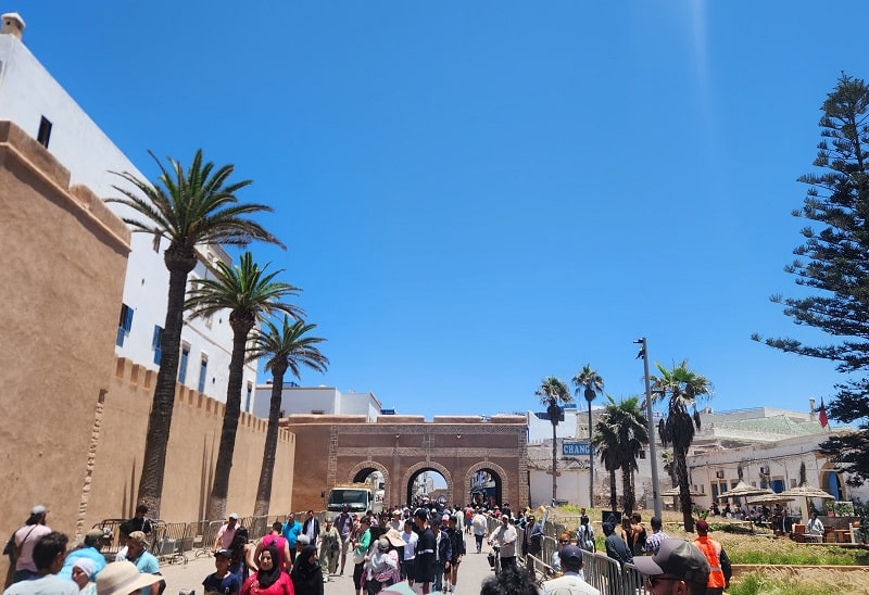 Enquête. Évolution des liens sociaux des Marocains : la famille a toujours la cote, mais pas la politique (IRES)