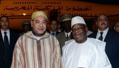 Le Roi au Mali: une médiation prudente