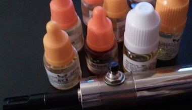 Des scientifiques alertent sur les dangers des liquides pour e-cigarettes