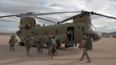 Armement : les trois hélicoptères Chinook livrés au Maroc au printemps 2015