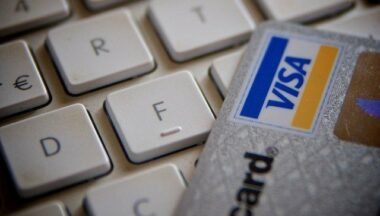 Comment mettre en place un service de paiement en ligne