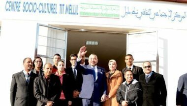 Le Roi inaugure un centre socio-culturel à Tit Mellil