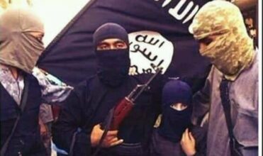 Une nouvelle photo de Baghdadi avec son fils