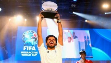 Le Saoudien Alshehri champion du monde du jeu Fifa 15