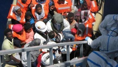 Une quarantaine de migrants retrouvés morts en Sicile