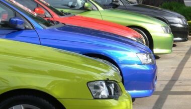 Une centaine de voitures exposées au 1er Salon de l’auto d’occasion