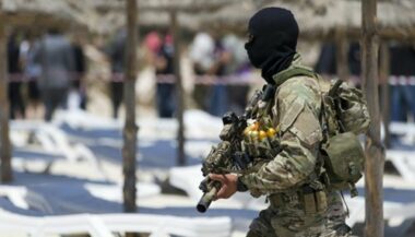Tunisie: l'état d'urgence prolongé de deux mois