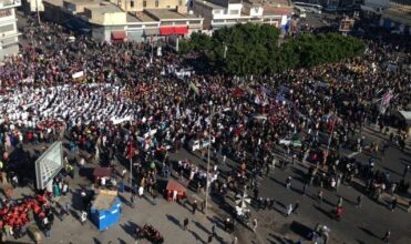 Le défilé syndical contre la réforme des retraites réunit moins de 15.000 personnes