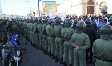 Hassad explique les violences policières par les provocations et l'illégalité des manifestations