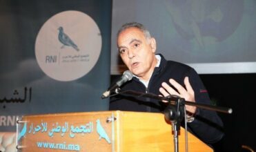 RNI-PJD: Mezouar persiste et signe