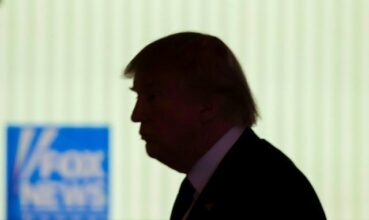 Etats-Unis: Trump afflige l'élite républicaine