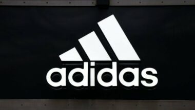 Bientôt des chaussures fabriquées à partir de déchets de plastique chez Adidas