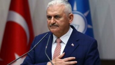Turquie: Un fidèle d'Erdogan promu chef du parti au pouvoir
