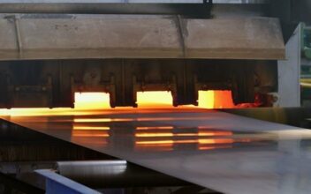 Industrie. Trois filières signent des contrats de performance pour créer 13.000 emplois