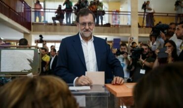 Espagne/Législatives: les conservateurs en tête, défaite de Podemos