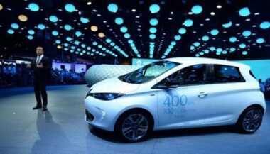Paris: Une nouvelle génération d'autos électriques en vedette au Mondial
