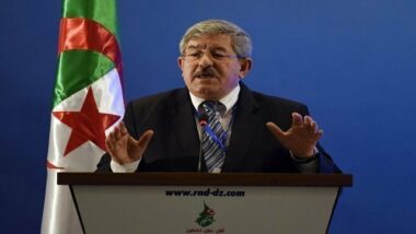 Ahmed Ouyahia met en garde contre la faillite de l'Etat algérien