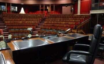 La Chambre des représentants en congé forcé en l'absence de gouvernement