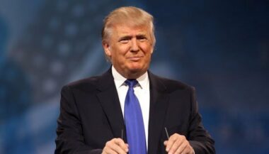 Trump va se séparer de son empire immobilier