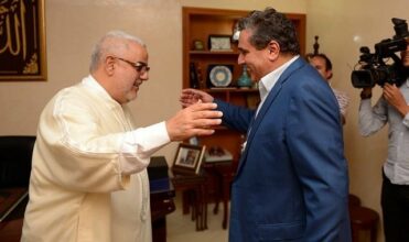 Akhannouch répond à Benkirane: “Pourquoi attendez-vous le RNI, constituez votre gouvernement!“