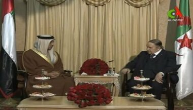 Vidéo: Première apparition de Bouteflika depuis son hospitalisation