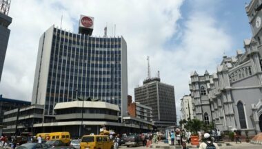 Nigéria: Le pays s'enfonce dans la crise économique