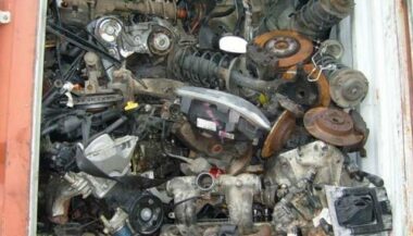 Lyon: Saisie de 15t de déchets automobiles destinées au Maroc