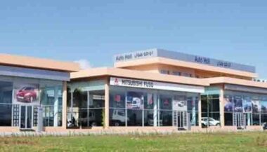 Auto Hall: Le résultat net affecté par un redressement fiscal