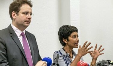 Guyane: un &ldquo;nouveau statut&rdquo; réclamé, l'Etat promet 1 milliard d'euros