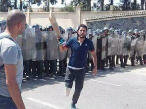 L'Algérie annonce une &ldquo;révision&rdquo; des relations avec le Maroc