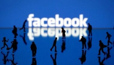 Infos inexactes sur l'achat de WhatsApp: l'UE met Facebook à l'amende