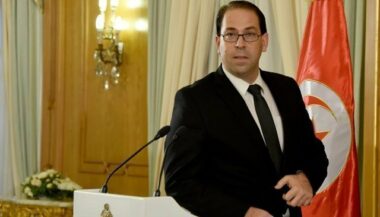 Tunisie: le gouvernement sonne la charge contre les &ldquo;gros requins&rdquo;