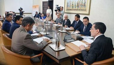 La commission des pétitions tient sa première réunion à Rabat