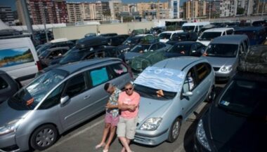 Reportage. Chaque été, la migration massive entre l'Espagne et l'Afrique du nord
