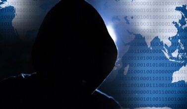 Terrorisme: Londres maintient la pression sur les géants du web