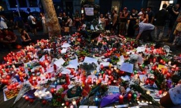 Attentats en Espagne: la police sur la piste d'une cellule d'une douzaine de personnes