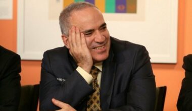 Kasparov, roi des échecs, revient ajouter un chapitre à sa légende