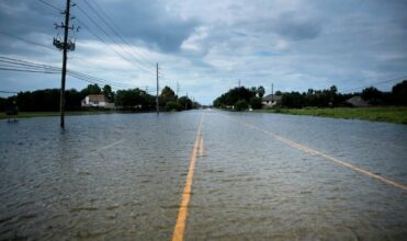 Harvey: l'ampleur des dévastations émerge aux Etats-Unis