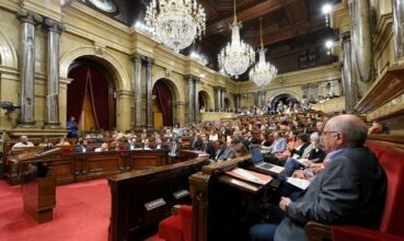 Le parlement catalan convoque un référendum d'autodétermination