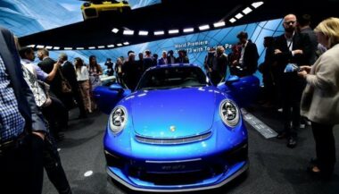 Design automobile. Si les voitures se ressemblent, c'est une stratégie