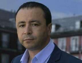 Abdessadak Elbouchattaoui, avocat sympathisant du hirak, poursuivi par le procureur d'Al Hoceima