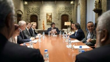 Catalogne: les Espagnols appelés à descendre dans la rue