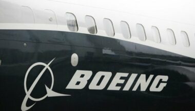 Les options de Boeing: nouvel avion, alliance avec Embraer?