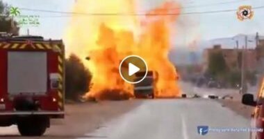 Spectaculaire. La vidéo de l'explosion d'un camion transportant des bonbonnes de gaz à Tinghir