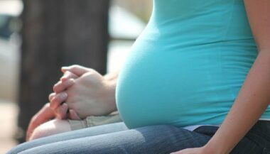 Bientôt, des aides aux femmes abandonnées par leurs maris (ministère de la Justice)