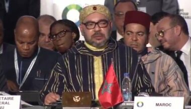 Arrivée du Roi Mohammed VI au sommet UA-UE